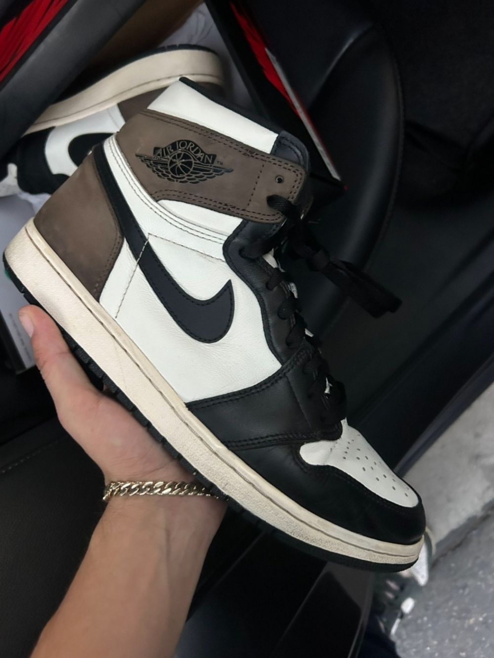 Nike Air Jordan 1 Retro High OG "Dark Mocha" - Women's US Size 8 | EUC